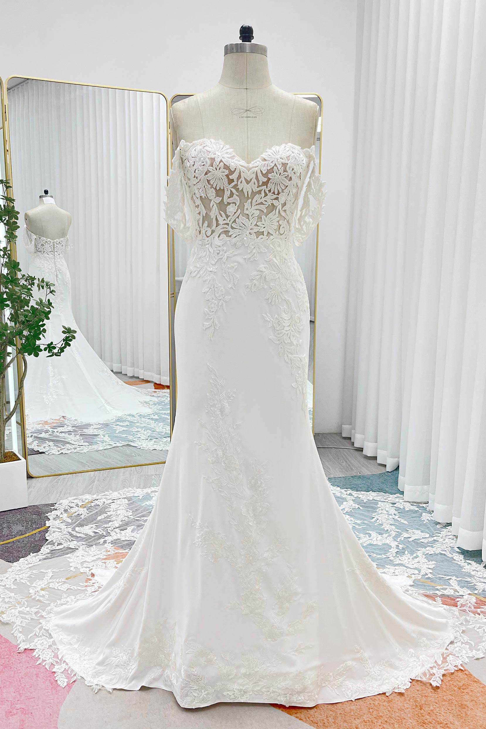 Trumpet-Mermaid Cathedral Train Lace Stretch Satin Wedding Dress CW3270 - COCOMELODY